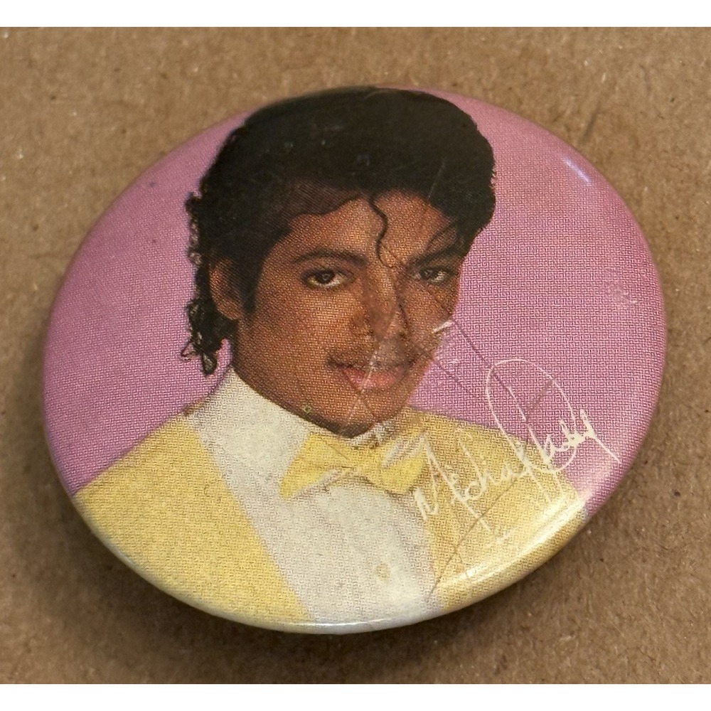 Michael Jackson Music 1980s Vintage Pinback Button Pin Round Circle READ